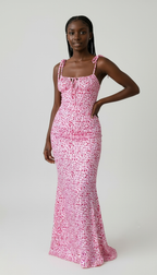 Elegant Figure-Hugging Body-Long Floral Dress