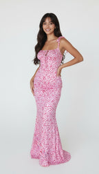 Elegant Figure-Hugging Body-Long Floral Dress