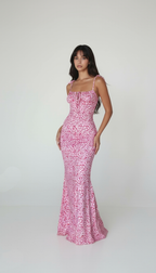 Elegant Figure-Hugging Body-Long Floral Dress